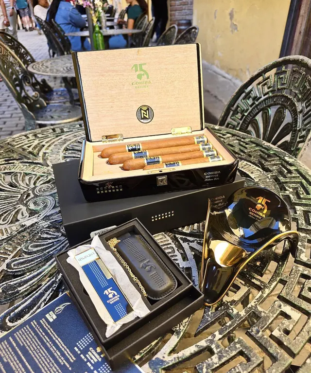 Cohiba Behike 58 humidor