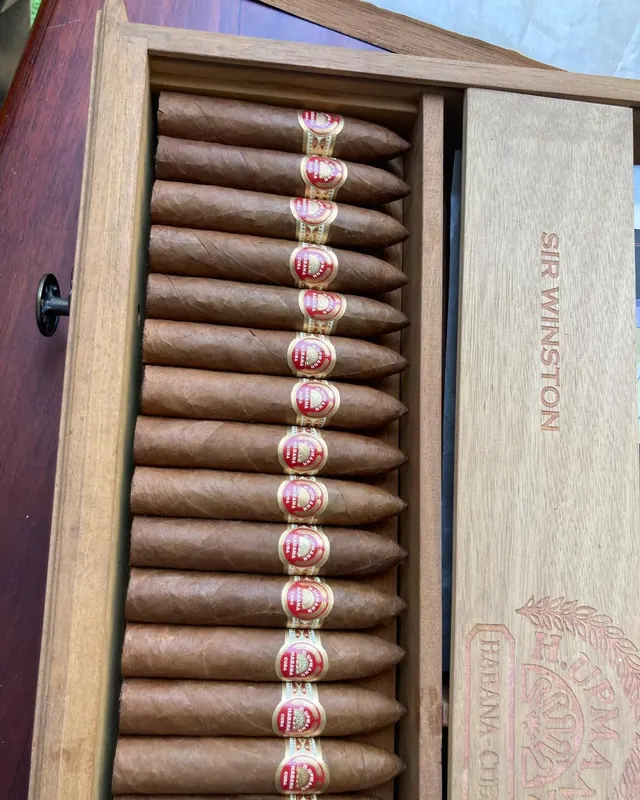 H. Upmann 2012 Habanos humidor