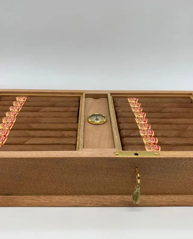 A Habanos humidor