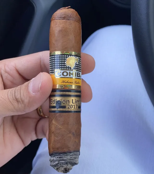 A 2017 cigar