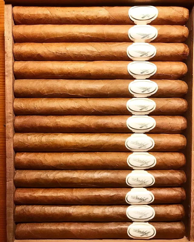 Cubatabaco Davidoff Dom Pérignon 25s