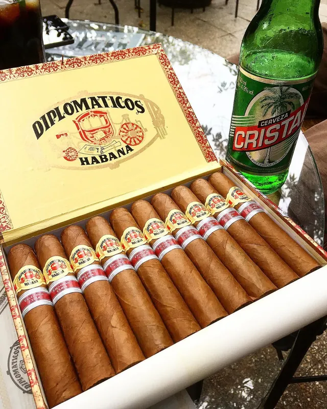 Diplomáticos Excelencia Regional Edition Cuba