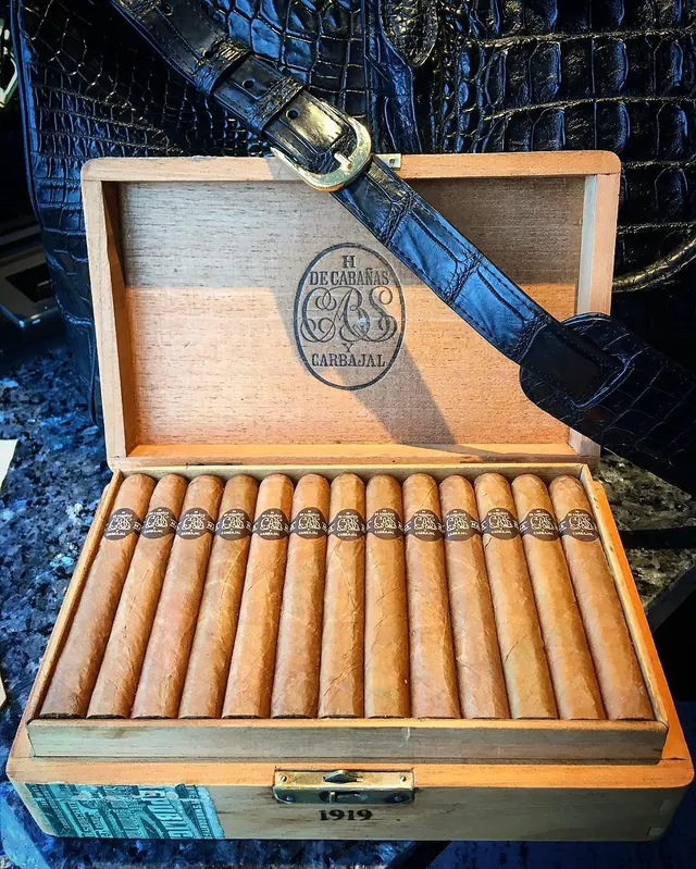 Pre-embargo Cabañas y Carbajal Selección Privada